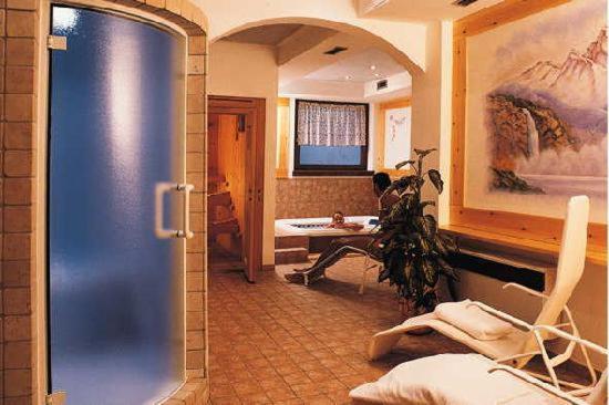 Hotel Quadrifoglio Pinzolo Exterior foto